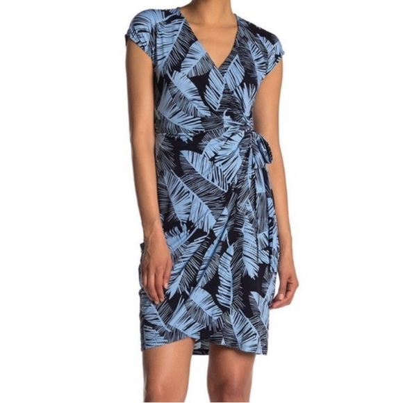 Maggy London Dresses Maggy London Palm Leaf Wrap Dress Size 4